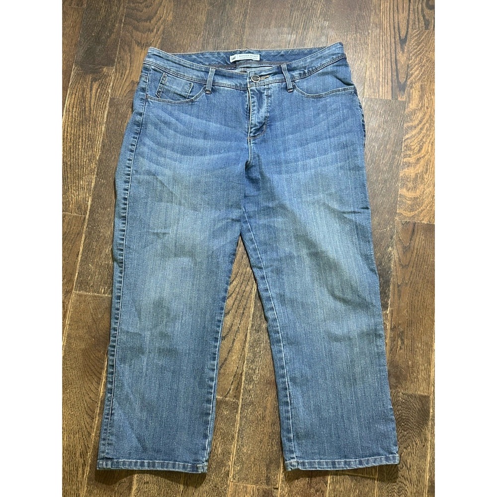 Women's Lee Blue Denim Jeans Lower On The Waist Size 10 Capri Slender secret